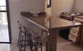 Apartamento no Condominio Wembley Tenis